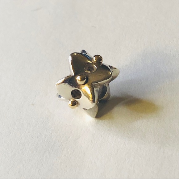 Pandora 14k Eyelet Lace Charm - Picture 2 of 8